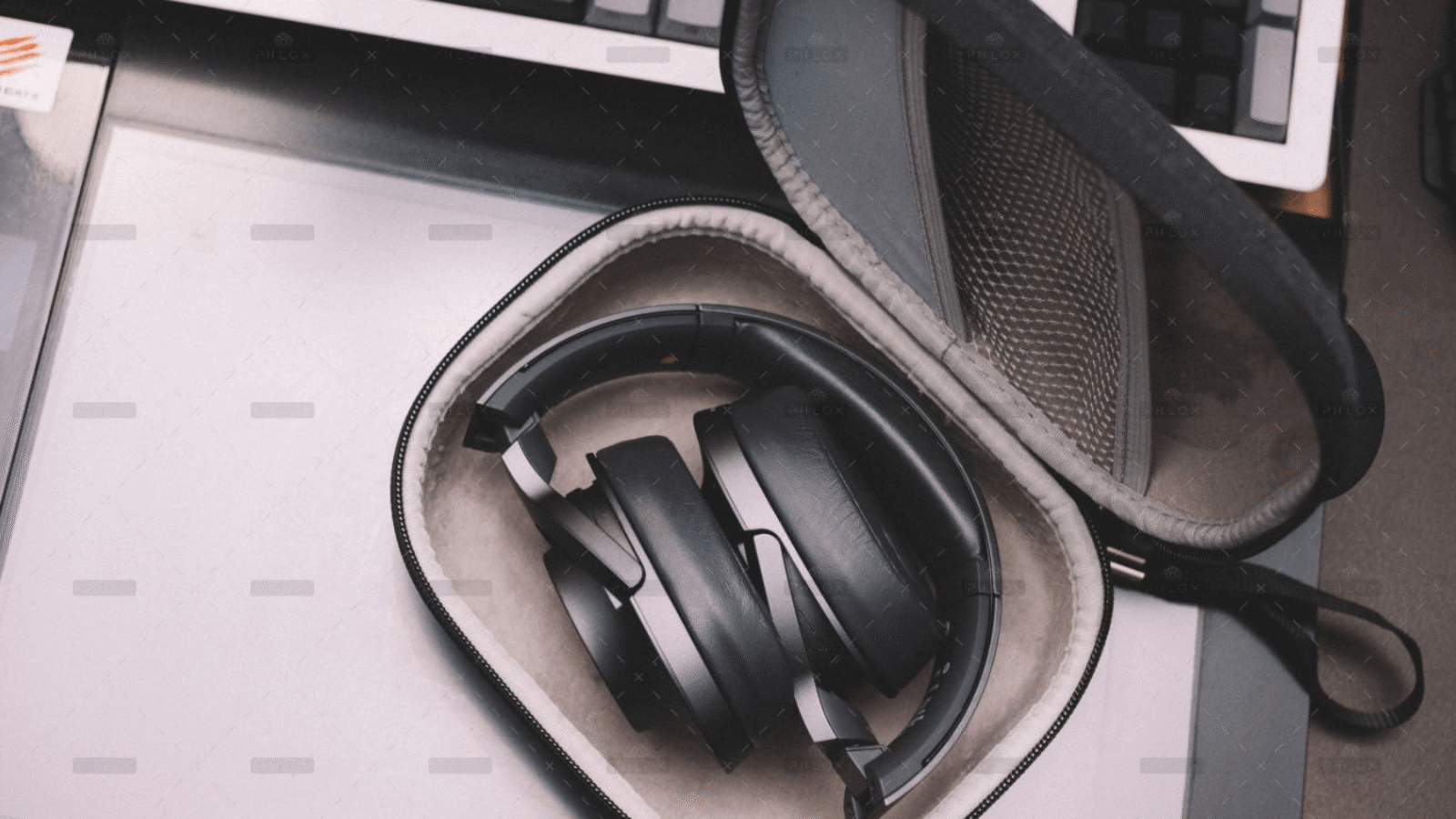 demo attachment 615 case electronics equipment 2080611